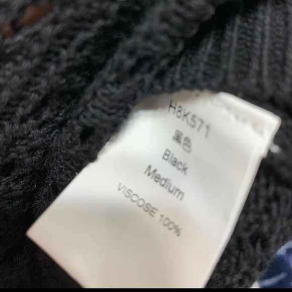 Vintage black crochet short sleeve button down romper - Picture 8 of 8